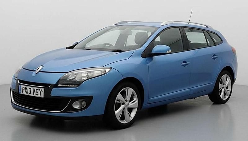 Used Renault Mégane GrandTour Dynamique 2013 Blue Estate