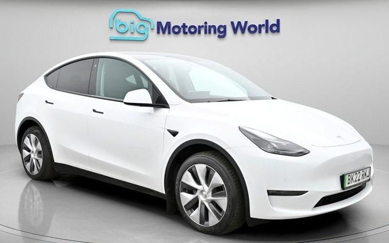 Używany Tesla Model Y Long Range AWD 286 kW (389 KM) 2025 SUV