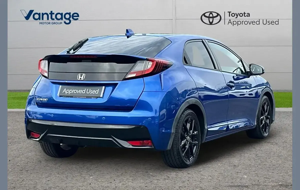 Used Honda Civic Sport 98 HP (72 kW) 2016 Blue Hatchback
