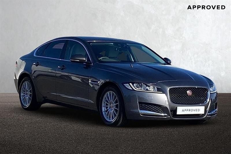 Ammonite grey Used 2016 Jaguar XF Prestige Sedan | £11,895 (Fair price) - Image 1/4