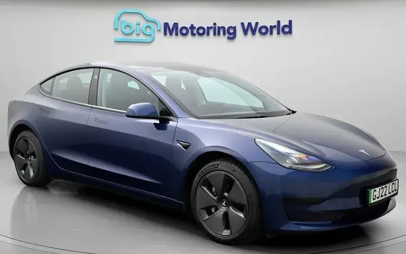 Used Tesla Model 3 Standard Range 180 kW (245 HP) 2022 Sedan