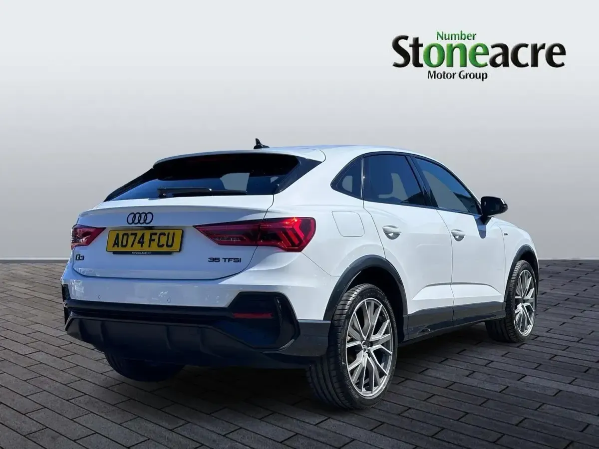 Used Audi Q3 Sportback Black Edition 150 HP (110 kW) 2024 White SUV