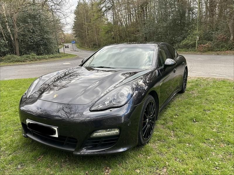 Usado Porsche Panamera Platinum Edition 250 CV (183 kW) 2013 Negro Utilitario