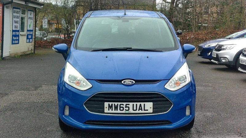 Used Ford B-MAX Zetec 105 HP (77 kW) 2015 Blue MPV