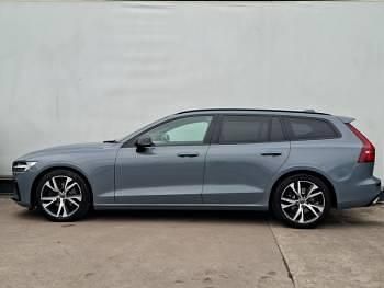 Used Volvo V60 R-Design 163 HP (119 kW) 2022 Grey Estate