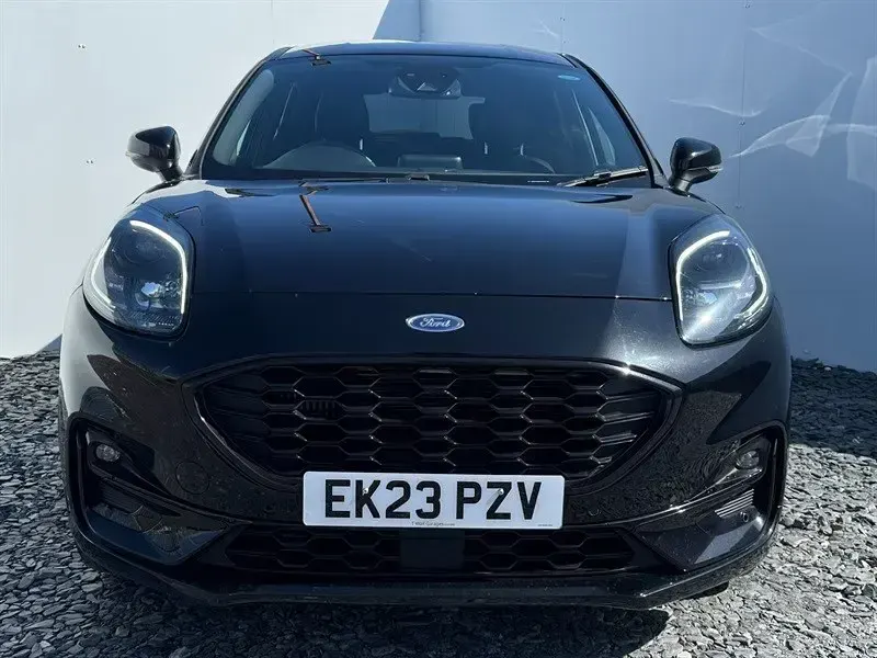 Second-hand Ford Puma ST-Line X 125 CP (91 kW) 2023 Negru SUV
