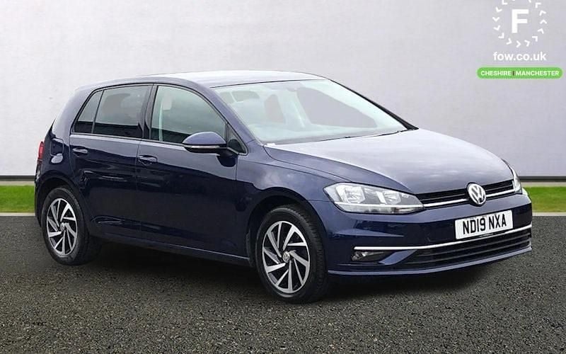 Used VW Golf VII Match 116 HP (85 kW) 2019 Blue Hatchback