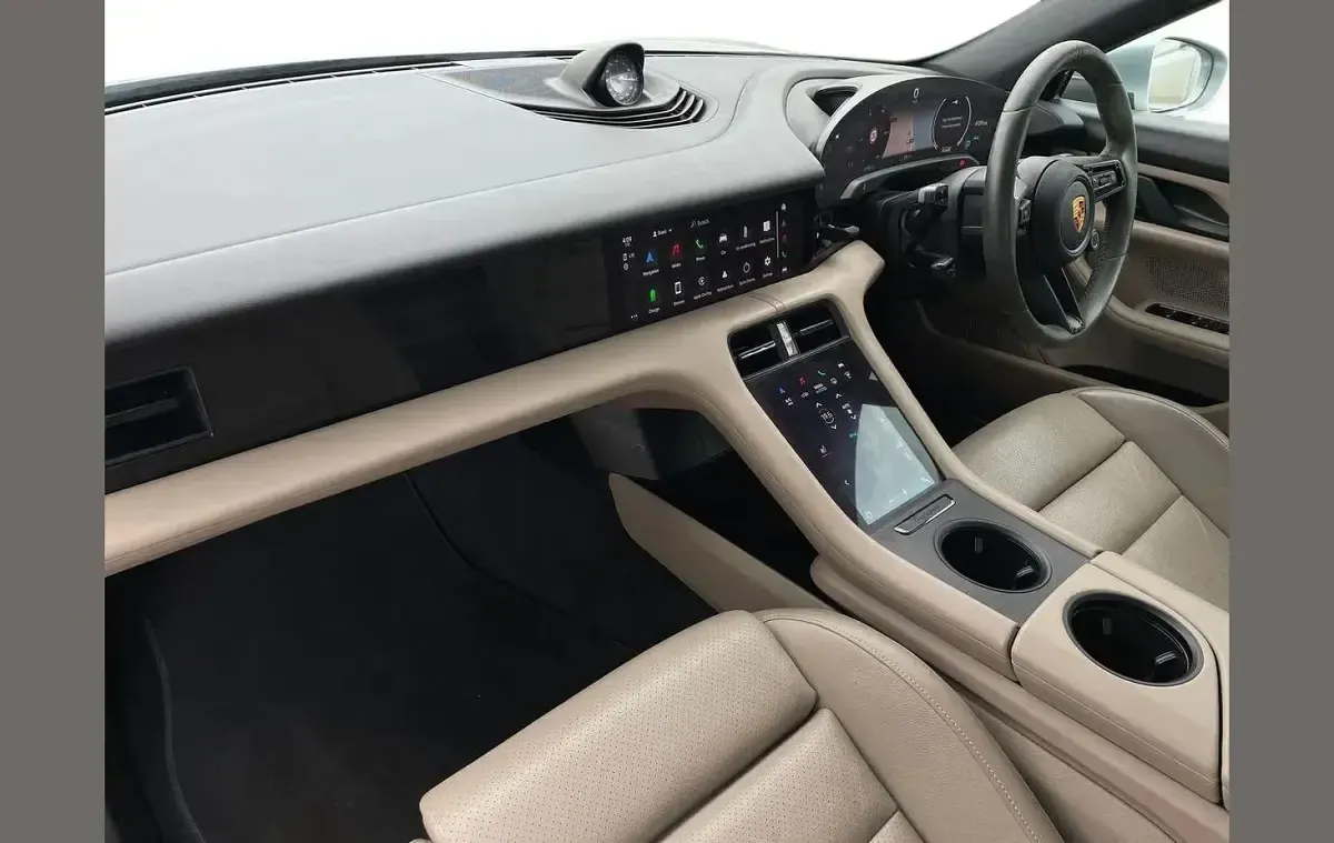 Used Porsche Taycan 419 kW (571 HP) 2021 Silver Sedan
