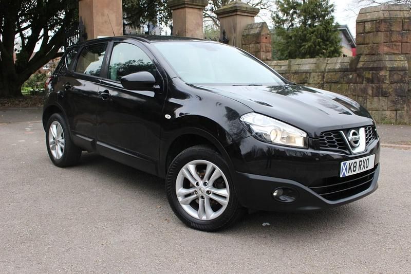 Used Nissan Qashqai Acenta 117 HP (86 kW) 2011 Black SUV