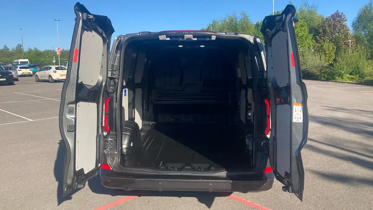 Novo Ford Transit Sport 160 kW (218 HP) 2025 Van