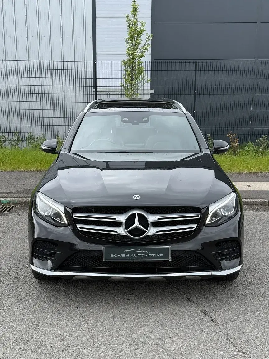 Usado Mercedes GLC250 AMG line 200 HP (147 kW) 2018 Preto SUV
