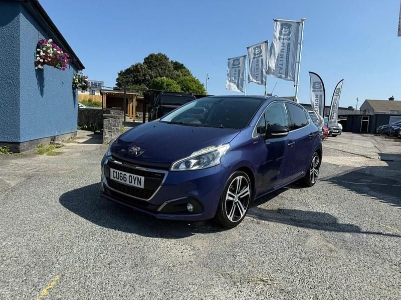 Used Peugeot 208 GT-line 100 HP (73 kW) 2016 Blue Hatchback