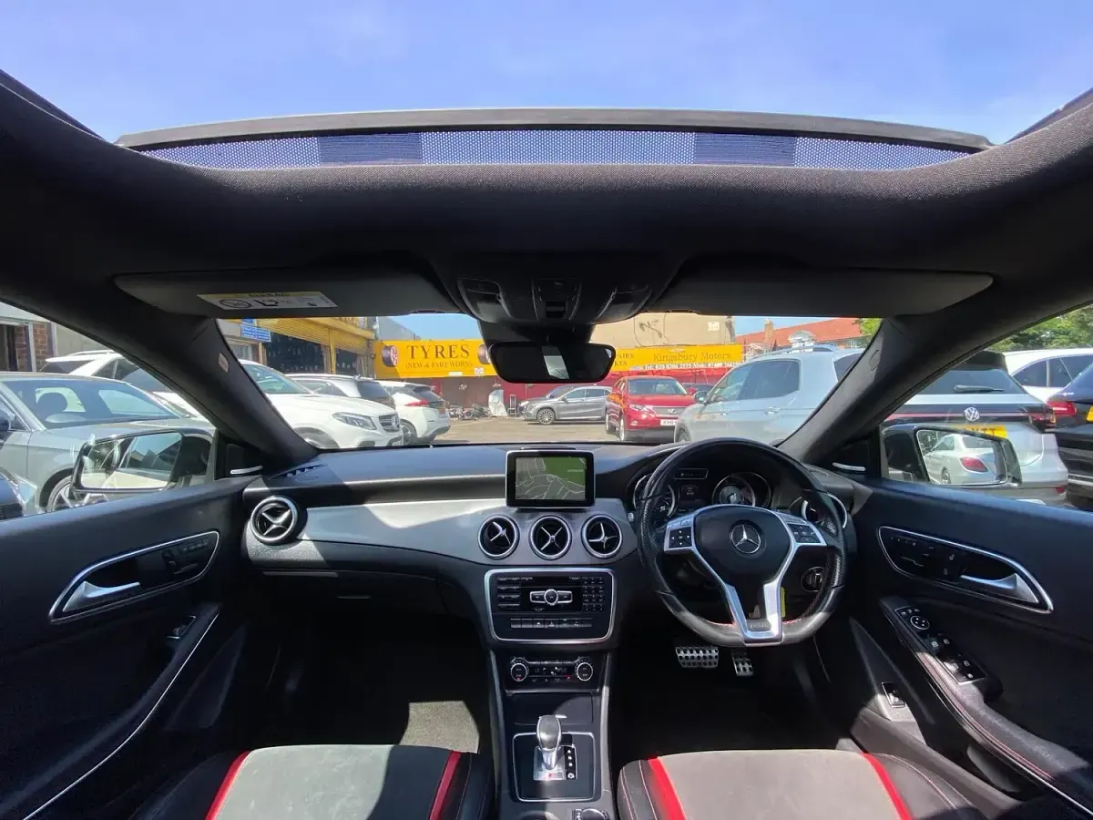 Used Mercedes CLA45 AMG AMG 360 HP (264 kW) 2014 White Coupe