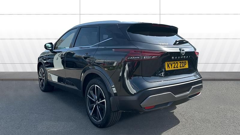 Used Nissan Qashqai Tekna 158 HP (116 kW) 2022 Black SUV