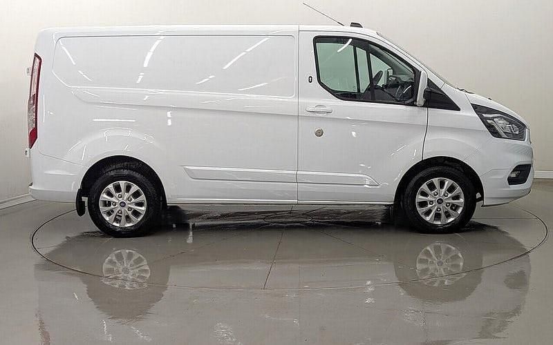 Used Ford Transit Custom Limited 131 HP (96 kW) 2022 White Van