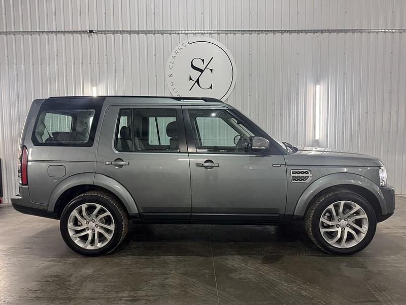 Used Land Rover Discovery 4 HSE Luxury 256 HP (188 kW) 2015 Grey SUV