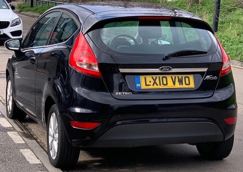 Used Ford Fiesta Zetec 2010 Black Hatchback
