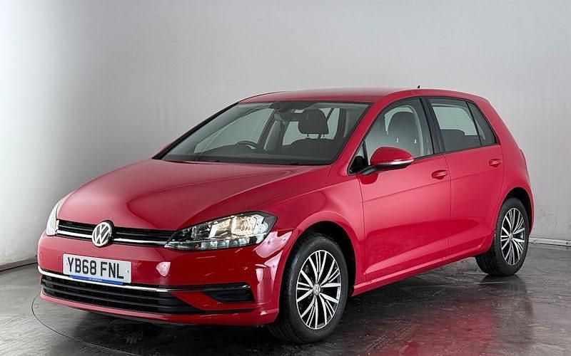 Used VW Golf VII SE 116 HP (85 kW) 2018 Hatchback