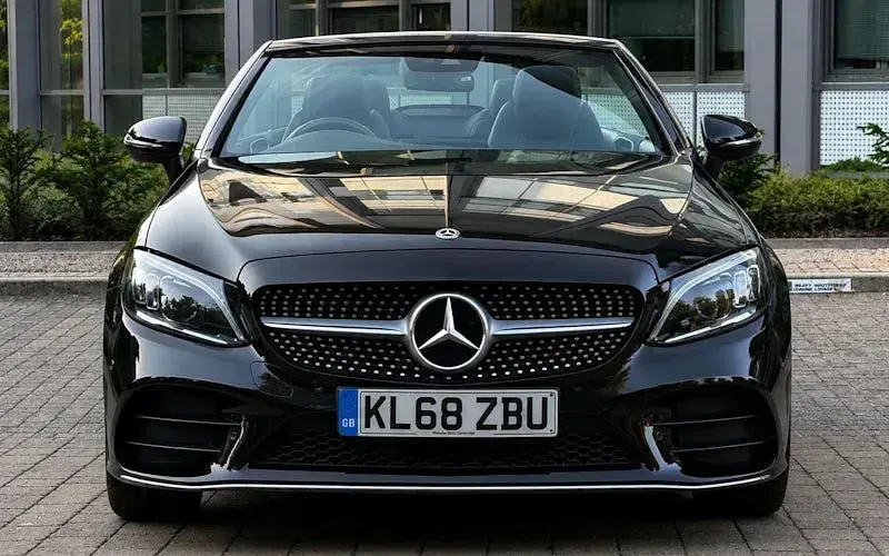 Used Mercedes C220 AMG Line Premium 194 HP (142 kW) 2019 Black Cabriolet