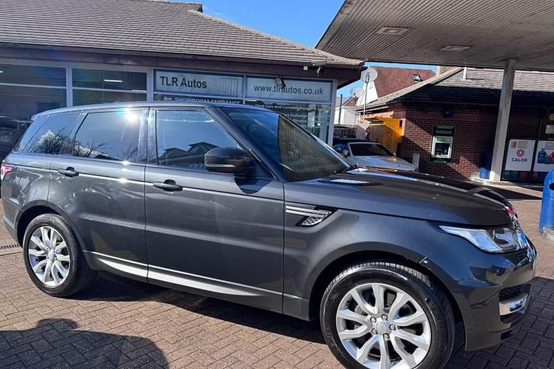 Used Land Rover Range Rover HSE 306 HP (225 kW) 2016 SUV