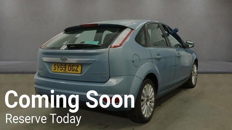 Used Ford Focus Titanium 145 HP (106 kW) 2009 Blue Hatchback