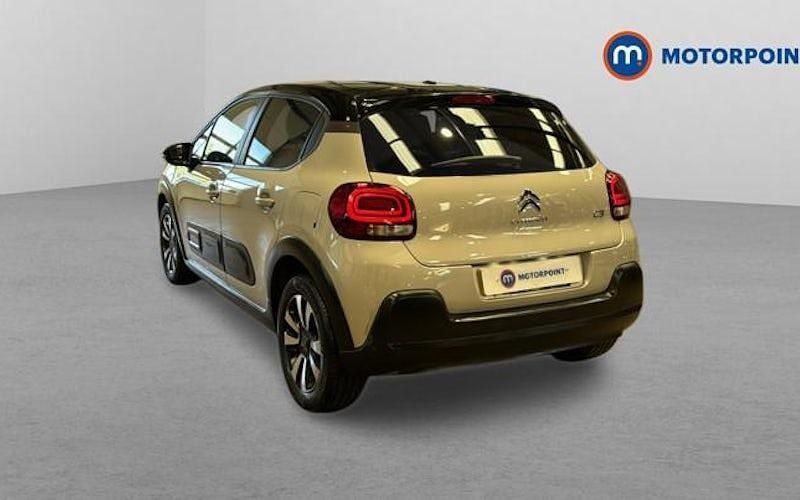Used Citroën C3 PureTech 83 HP (61 kW) 2022 Beige Hatchback