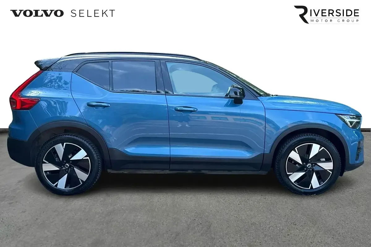 Used Volvo XC40 Core 185 kW (252 HP) 2024 Fjord blue SUV