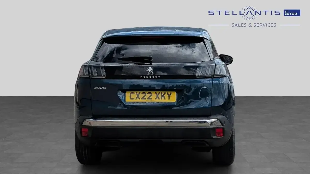 Used Peugeot 3008 Allure 129 HP (94 kW) 2022 Blue SUV