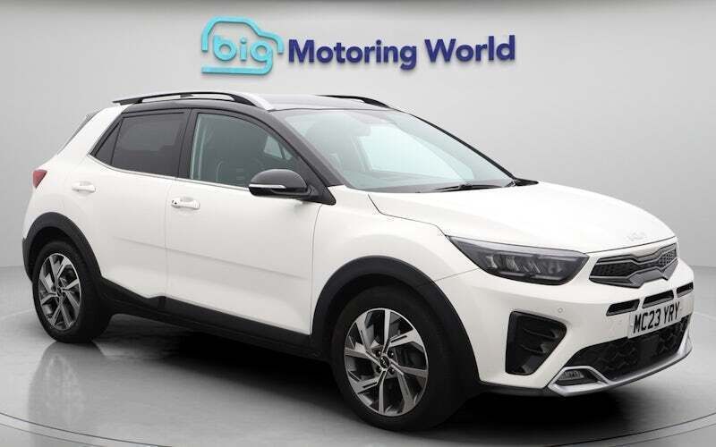 Used 2024 Kia Stonic 4 SUV | £17,300 (Fair price) - Image 1/4