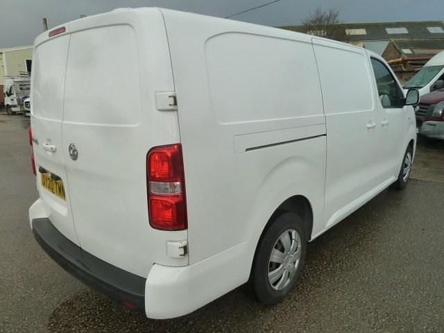 Used Vauxhall Vivaro Sportive 100 HP (73 kW) 2020 White MPV