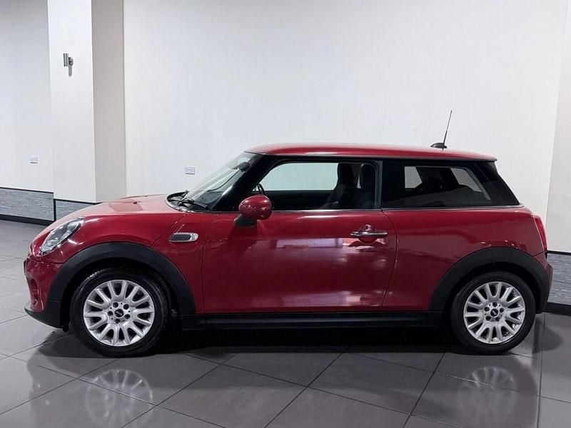 Used Mini Cooper Hatch 136 HP (100 kW) 2014 Red Hatchback