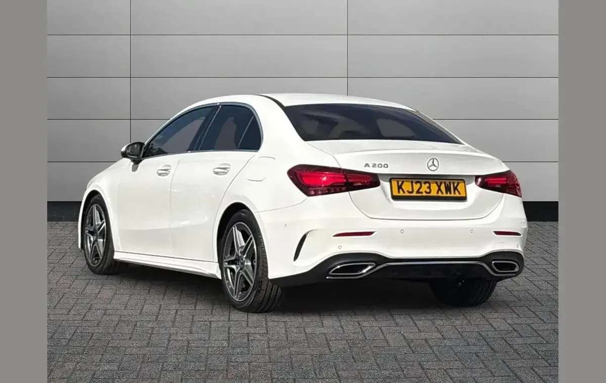 Used Mercedes A200 Executive 175 HP (128 kW) 2023 Polar white Sedan