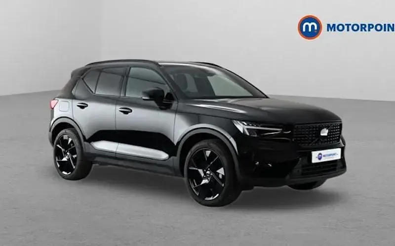 Used Volvo XC40 Plus 163 HP (119 kW) 2025 SUV