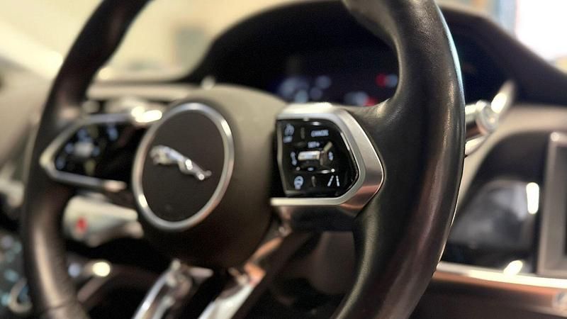 Used Jaguar I-Pace SE 294 kW (400 HP) 2019 White SUV