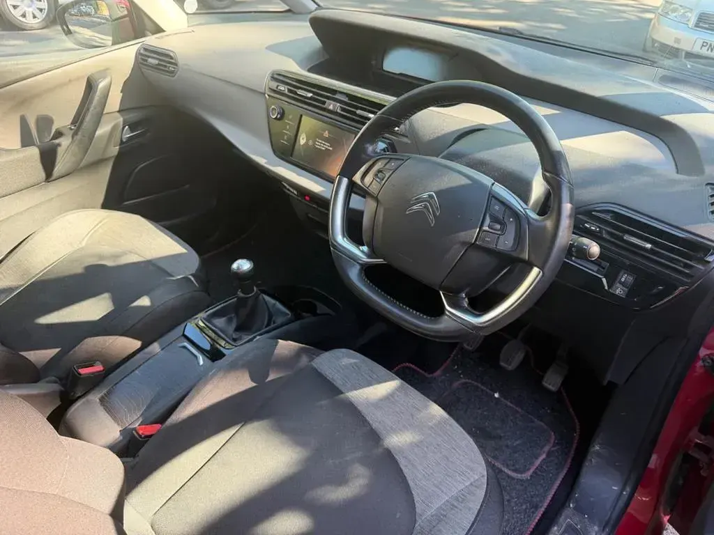 Used Citroën C4 Picasso VTR Sport 99 HP (72 kW) 2016 MPV