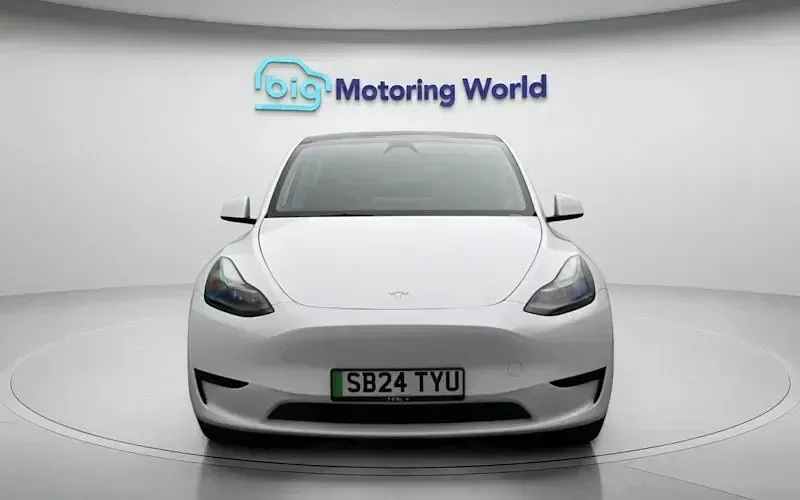Used Tesla Model Y RWD 254 kW (346 HP) 2024 White SUV