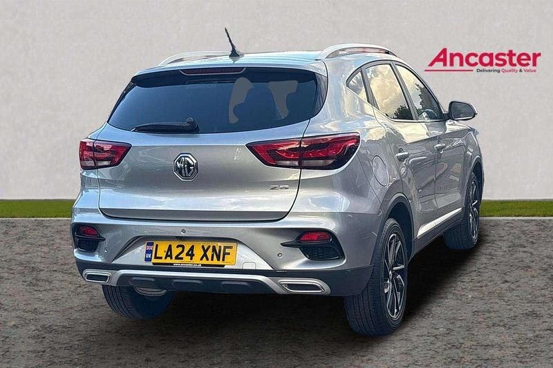 Used MG ZS Exclusive 110 HP (80 kW) 2024 Silver Sedan