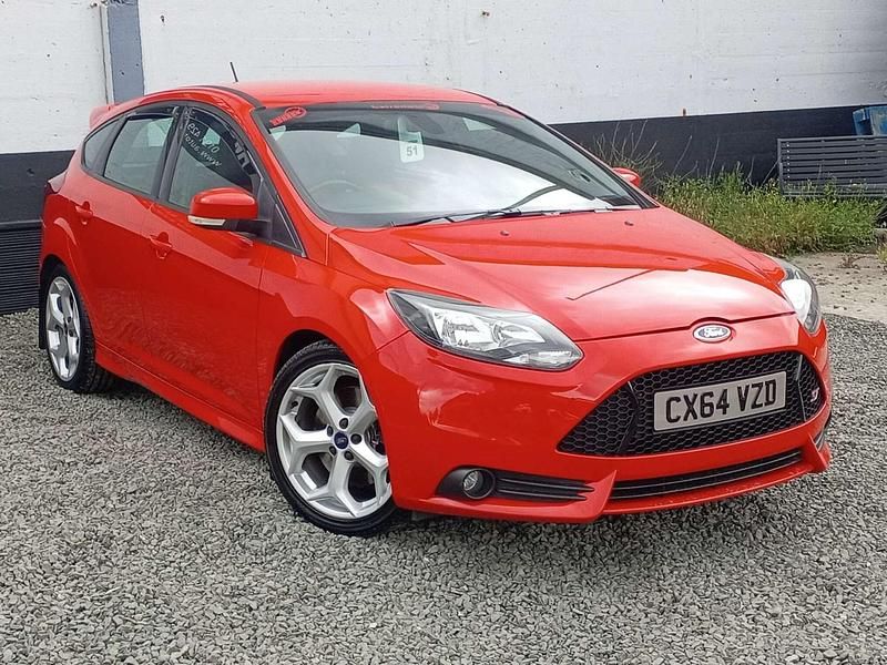 Red Used 2014 Ford Focus ST Hatchback | £6,850 (Fair price) - Image 1/4