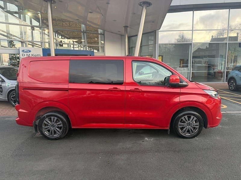 Used Ford Transit Custom Limited 232 HP (170 kW) 2025 Artizan red Van