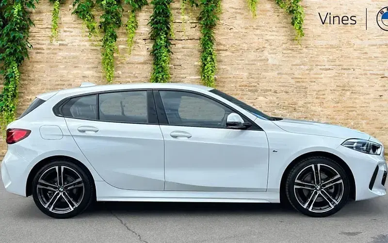 Used BMW 118 M Sport 136 HP (100 kW) 2024 White Hatchback