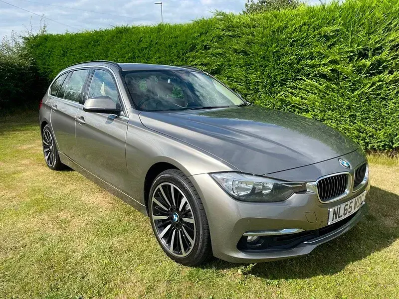 Used BMW 320 Luxury Line 187 HP (137 kW) 2015 Bronze Estate