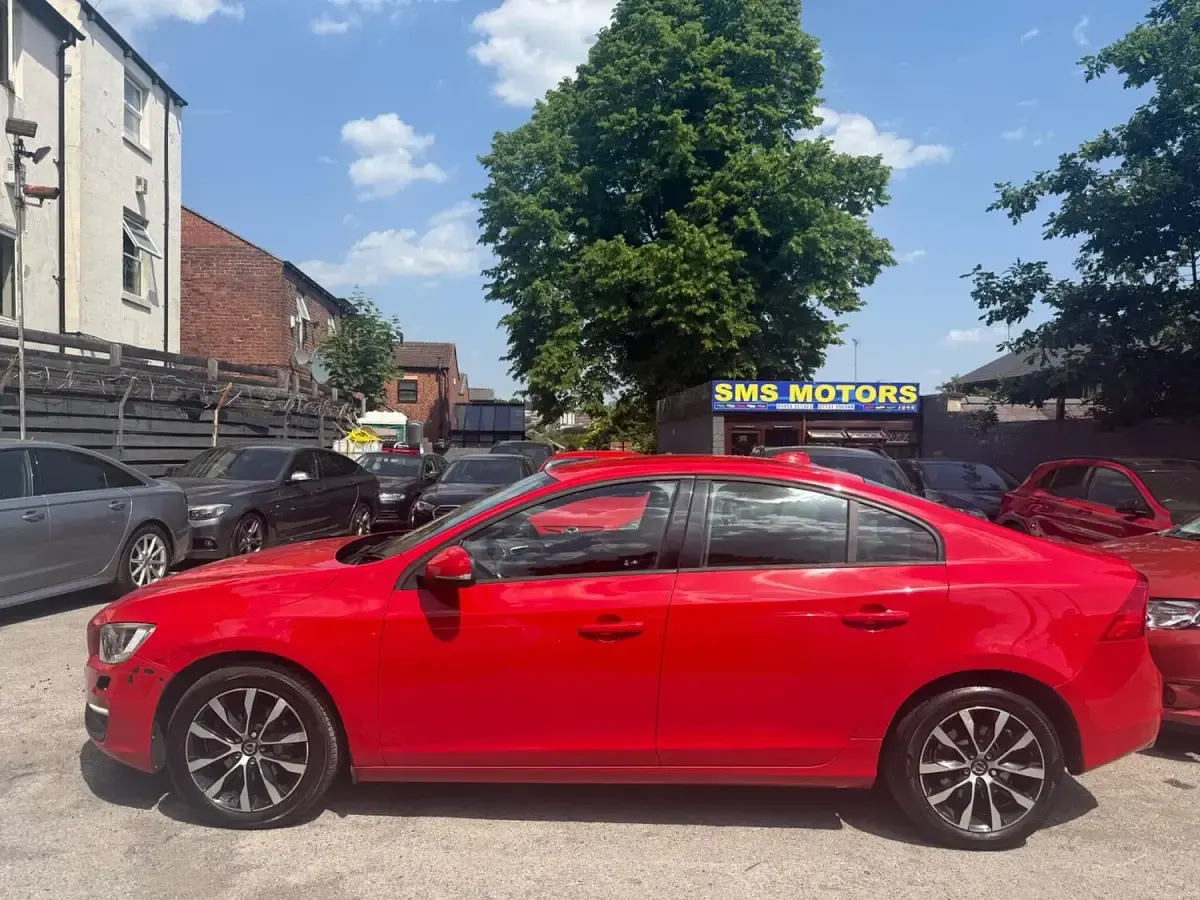 Used Volvo S60 Business Edition 2017 Red Sedan