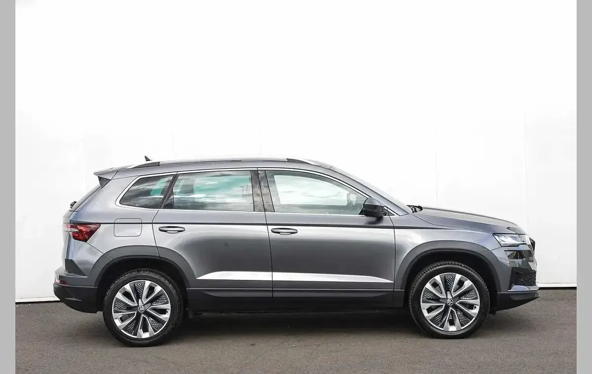 Used Skoda Karoq SE L 150 HP (110 kW) 2022 Graphite grey metallic SUV