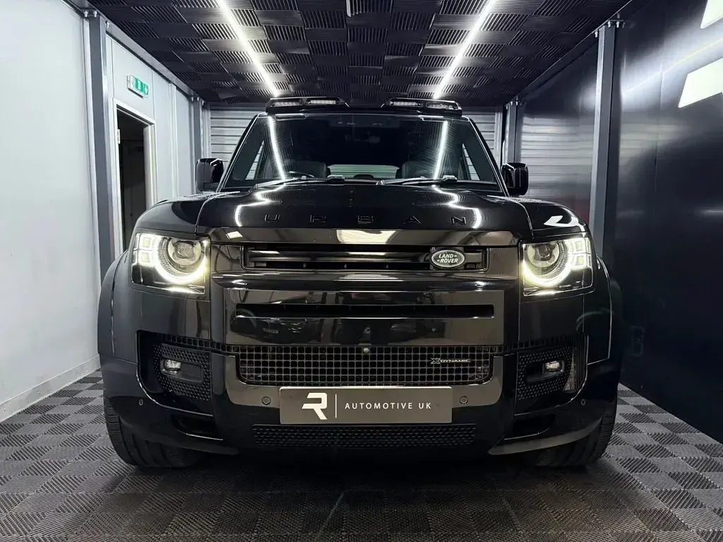 Used Land Rover Defender HSE Dynamic 296 HP (217 kW) 2021 Black SUV