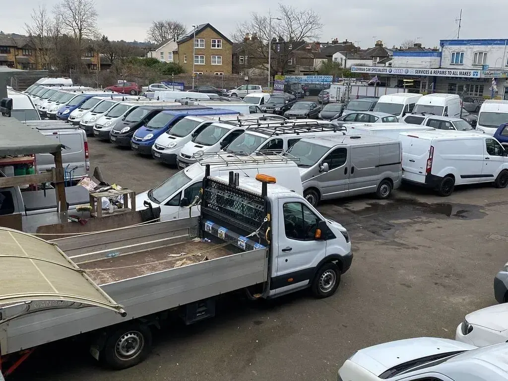 Used Vauxhall Vivaro 90 HP (66 kW) 2010 Silver MPV