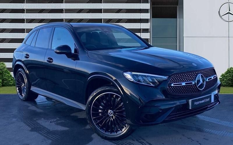Używany Mercedes GLC300e Urban 333 KM (244 kW) 2025 Kombi