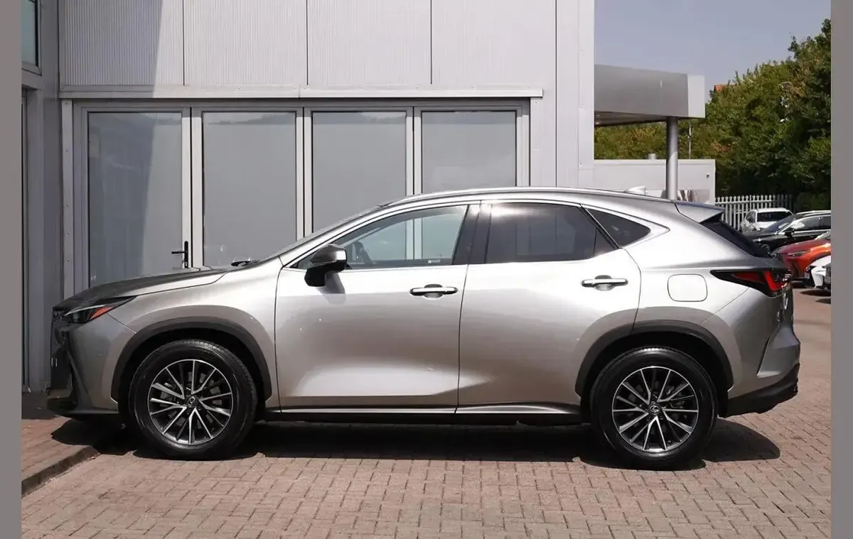 Used Lexus NX450h+ 304 HP (223 kW) 2024 Silver SUV