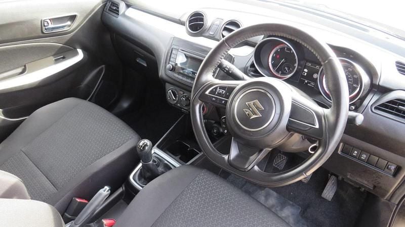 Used Suzuki Swift SZ3 90 HP (66 kW) 2020 Black Hatchback