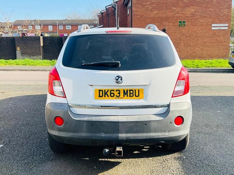 Used Vauxhall Antara 184 HP (135 kW) 2013 White SUV