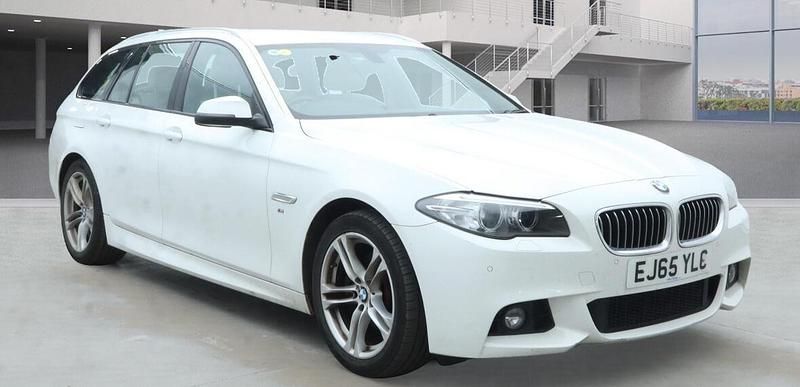 White Used 2015 BMW 520 M Sport Estate | £10,295 (Fair price) - Image 1/4